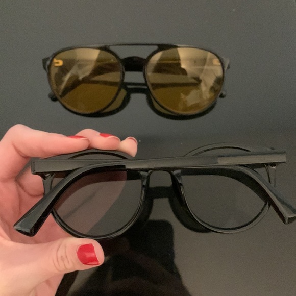 Sunglasses bundle - Picture 2 of 3
